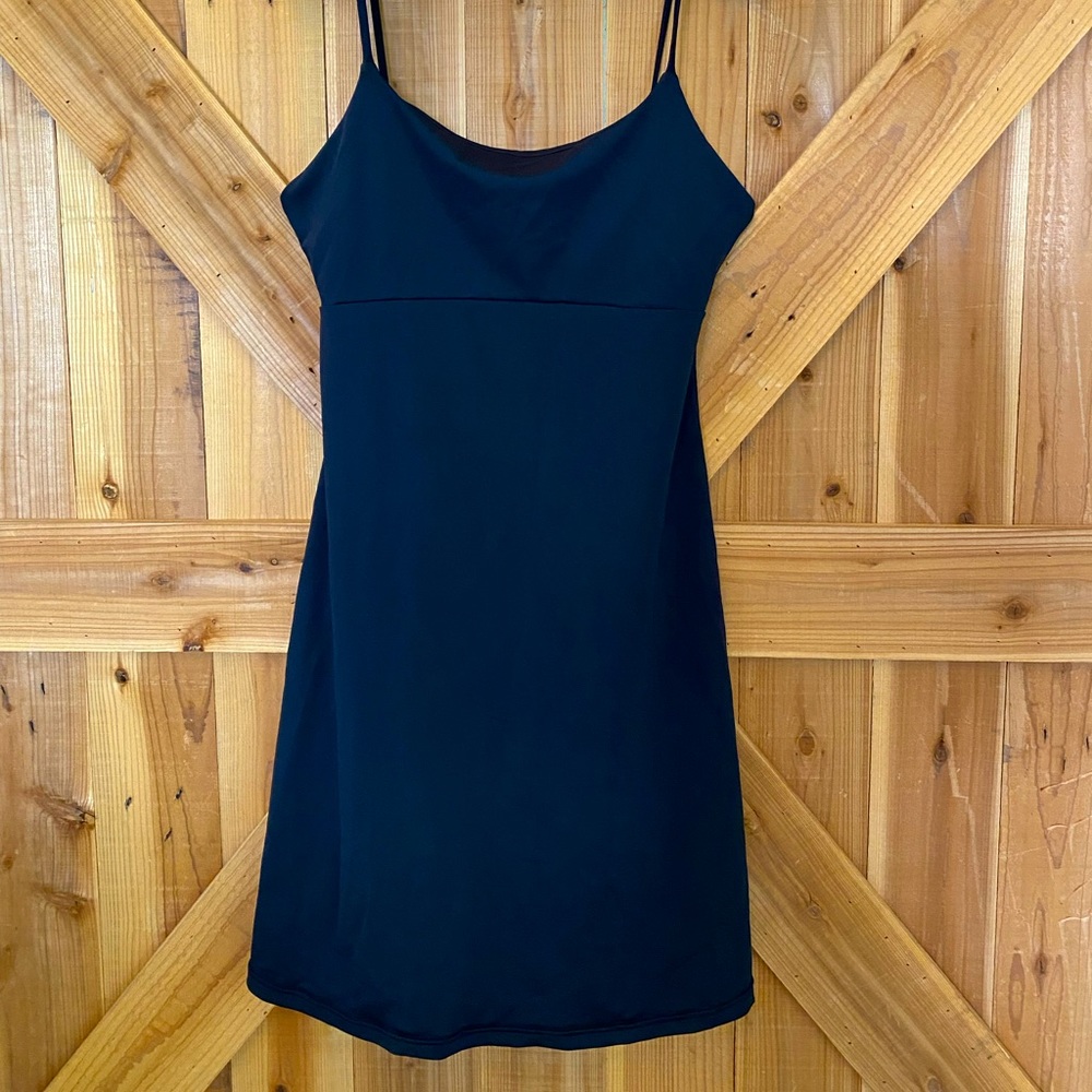 Patagonia Water Girl black swim cover up/dress Women’s Size M.